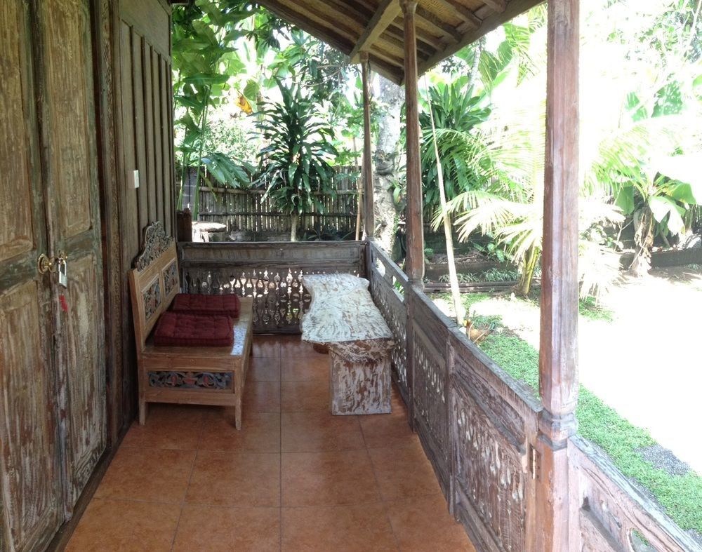 D'Tegale Homestay Cepaka Bagian luar foto
